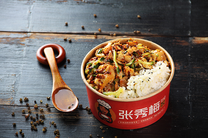 麻辣烤肉拌飯